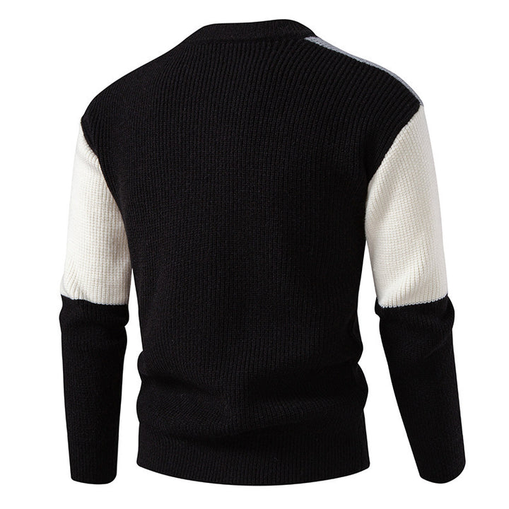Colored textured fabric sweater for men with a modern fit and a round neck Lune London