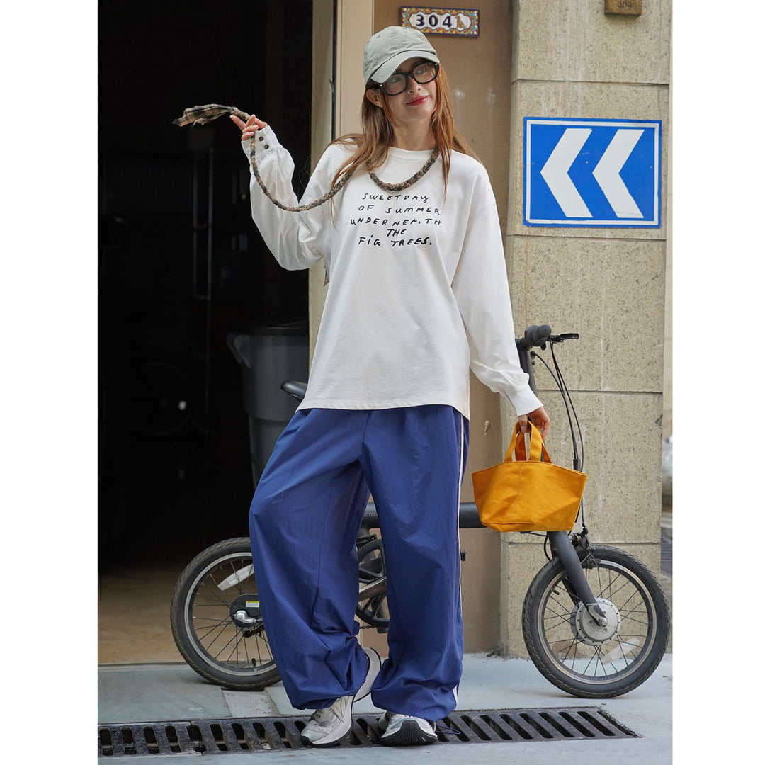 Women Loose Oversized Sweatshirt made of cotton jersey with round neck and statement print Amarae