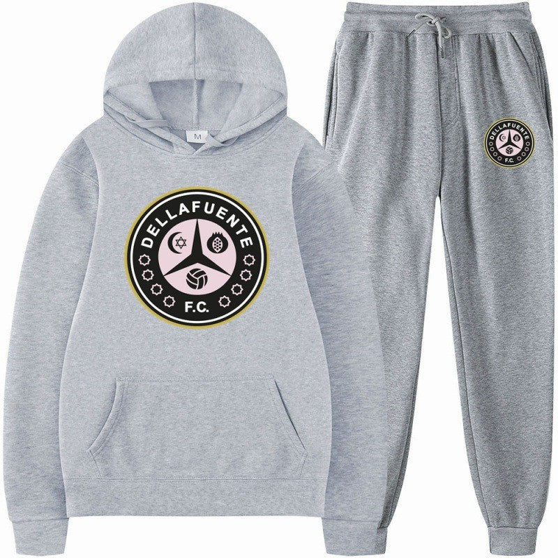 Women's tracksuit with sporty logo and comfortable fit Chic & Stil