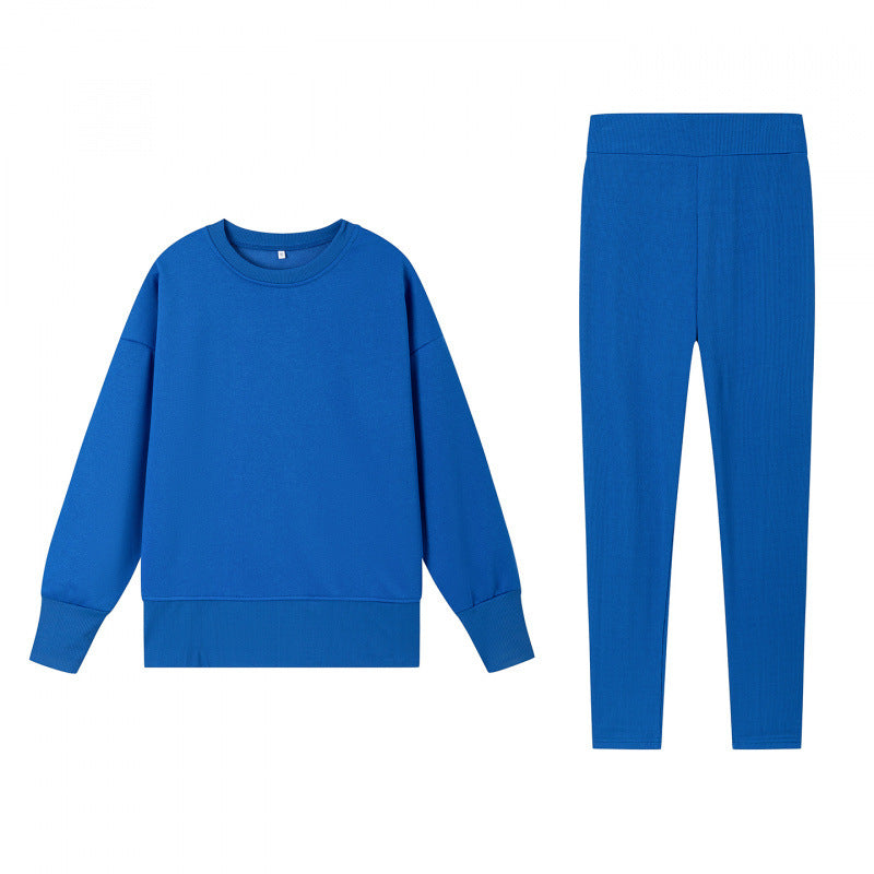 Ensemble de sport confortable pour femmes avec sweat-shirt ample et leggings ajustés Chic & Stil