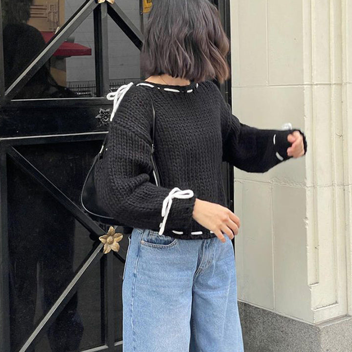 Chunky knit sweater for women with a casual off-the-shoulder design Lune London