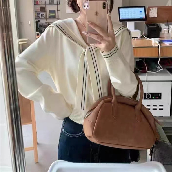Pull femme élégant avec col à nœud et fine structure en tricot Lune London