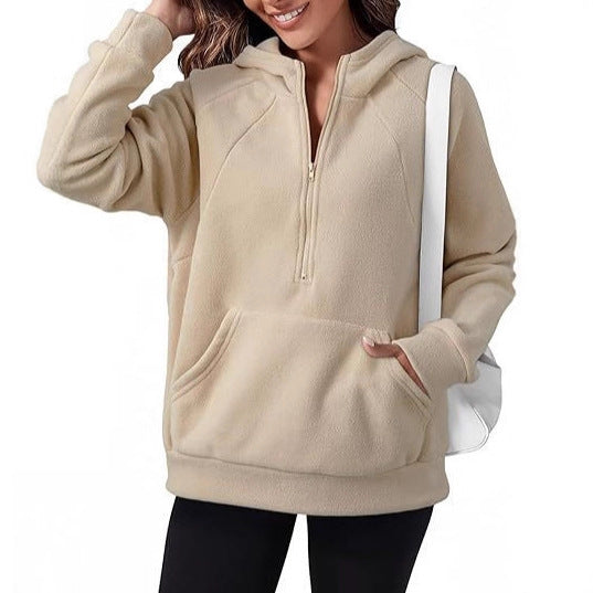Fleece hooded sweatshirt for women with practical kangaroo pocket Lune London