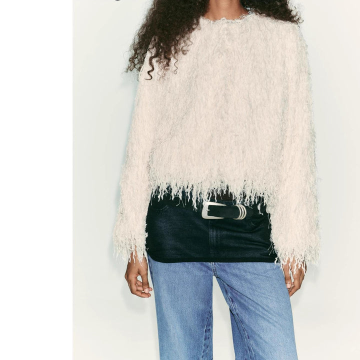Women Fluffy Fringe Sweater in Boxy Cut Amarae