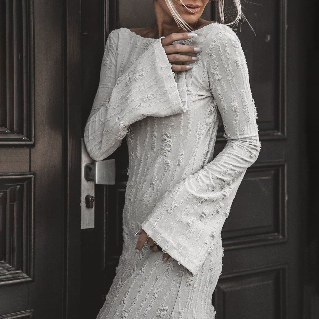 Elegant maxi dress for women with ruffled details and refined sleeves Lune London