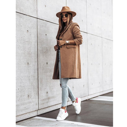 Ladies Elegant Wool Coat with Stylish Lapels and Practical Pockets Amarae