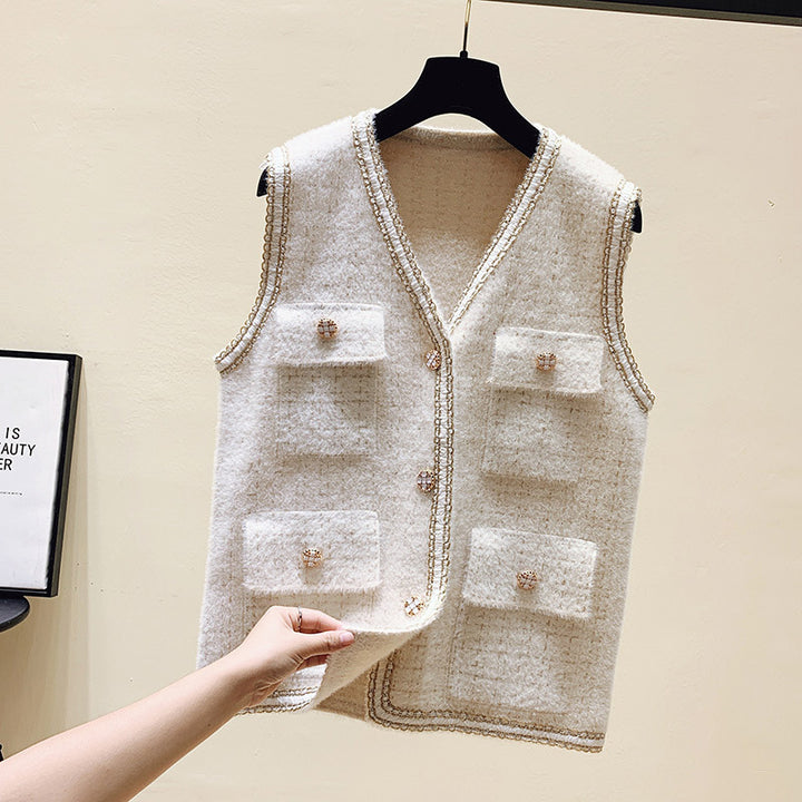 Women's vest with pockets and decorative button Lune London