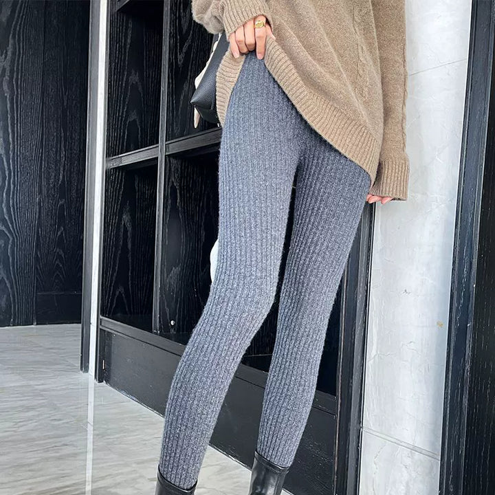 Ribbed leggings for women with high waist and fine texture Lune London