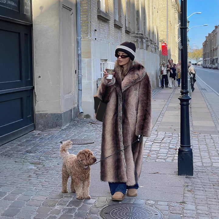 Ladies Maxilength Oversize Faux Fur Coat with Vintage Cut and Wide Lapel Collar Amarae
