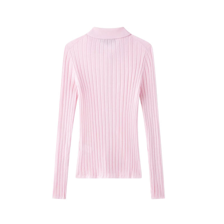 Elegant women's knitted sweater with a fine ribbed texture Lune London