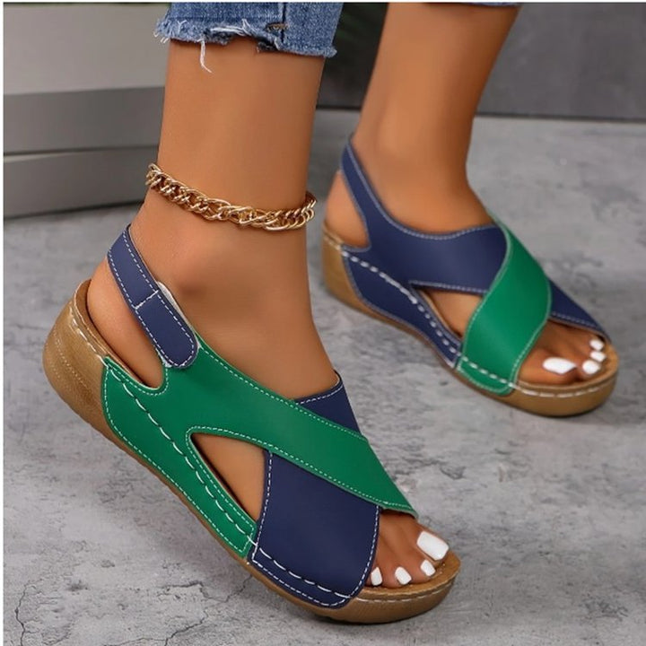 Lune London stylish vacation sandals for women with comfortable sole and trendy closure system