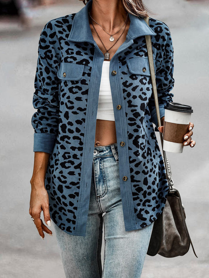 Leisure jacket for women with textured leopard print and practical pockets Lune London