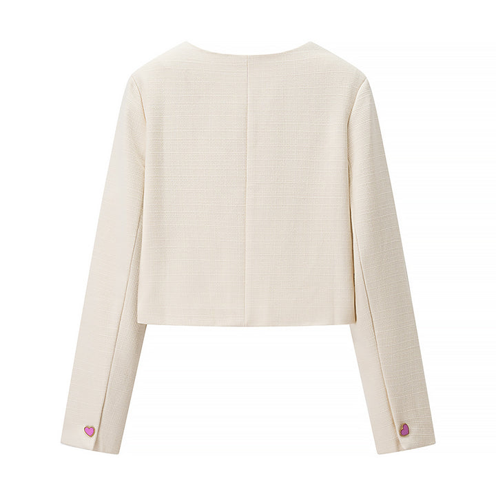 Veste blazer courte pour femmes avec des boutons en forme de cœur colorés et des poches élégantes Chic & Stil