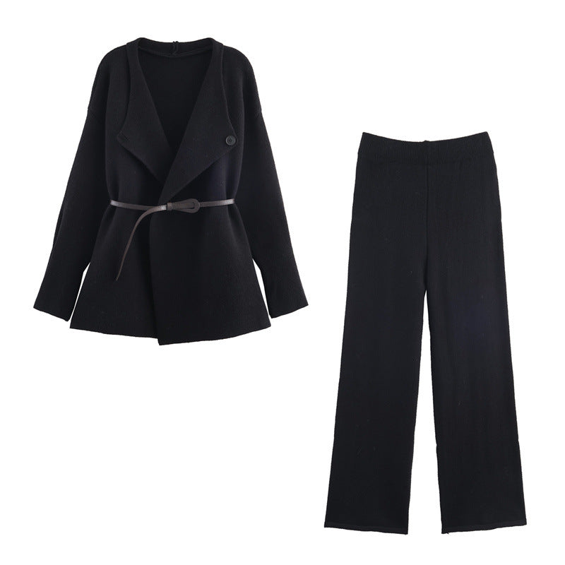 Fashionable women's cardigan and pants set with stylish belt Lune London