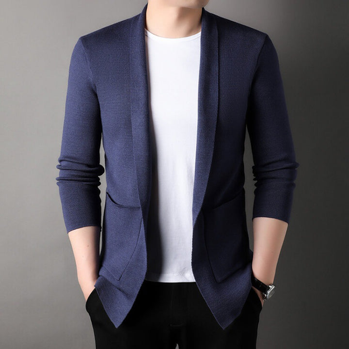 Ladies elegant cardigan with practical pocket design Lune London