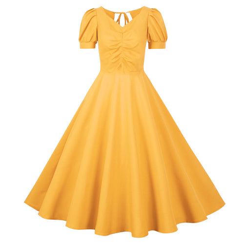 Robe swing pour femmes avec un élégant drapé et des manches courtes Chic & Stil