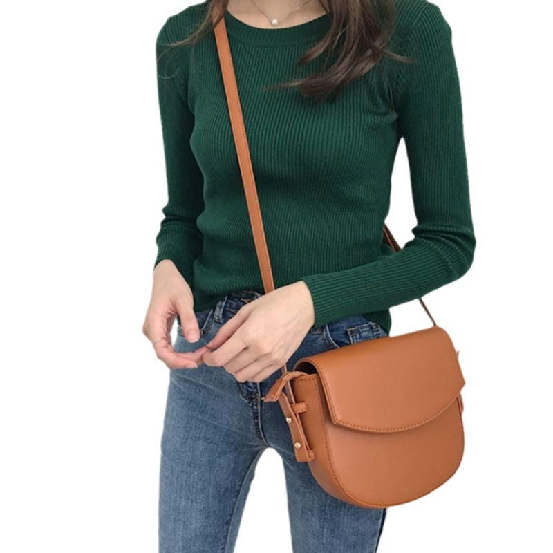 Women elegantly cut long sleeve top made of ribbed knit Lune London