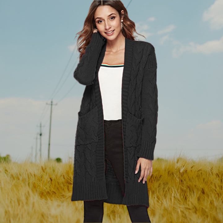 Wool coat for women with large pockets and elegant cable patterns Lune London