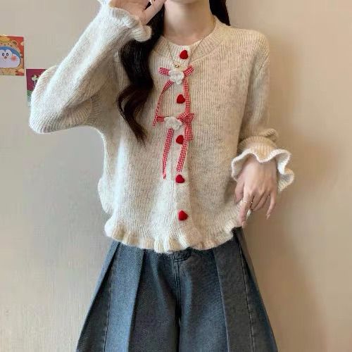 Cardigan pour femmes avec des motifs floraux décoratifs Chic & Stil