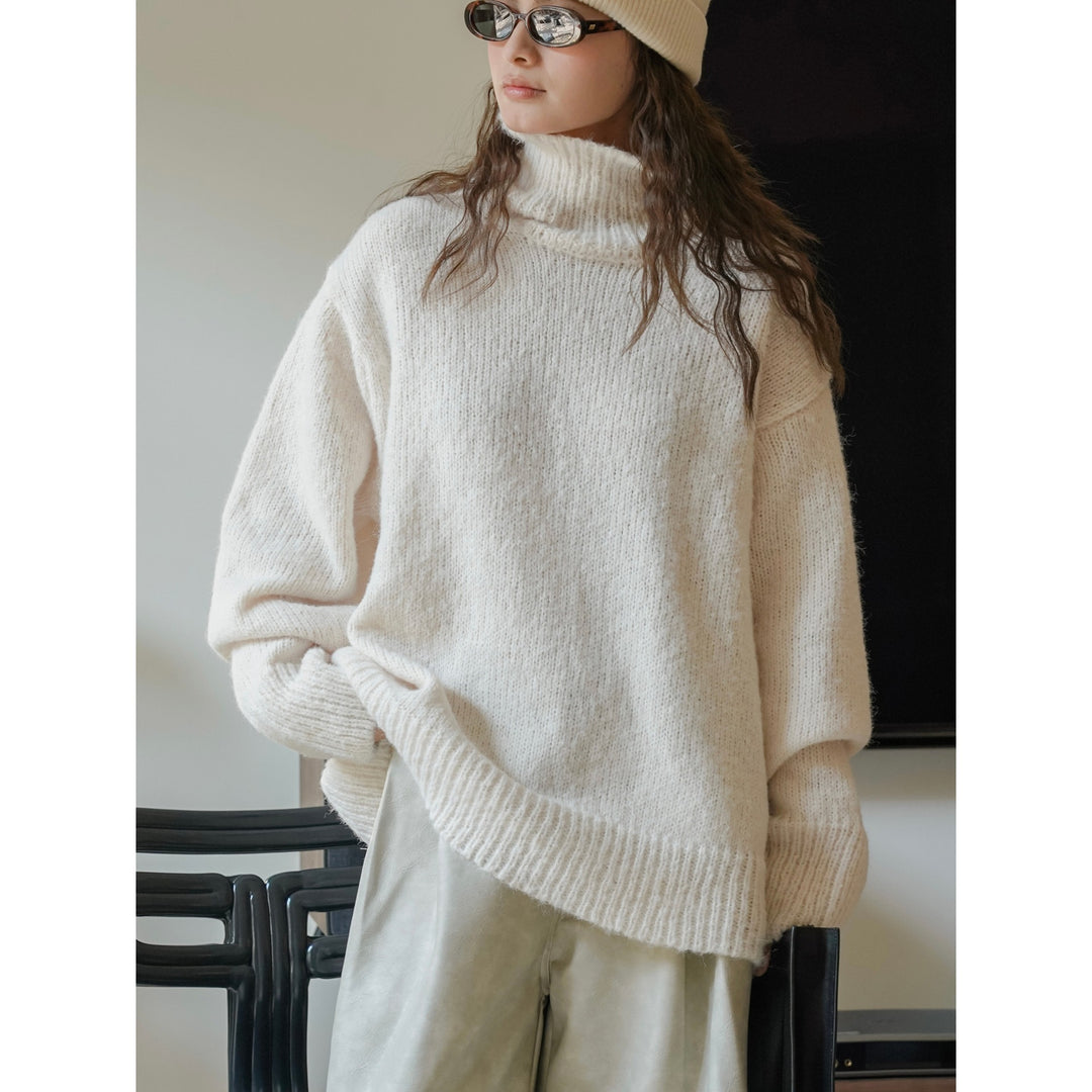 Women's Oversized Turtleneck Sweater made of fluffy Mohair Mix with ribbed hem Amarae