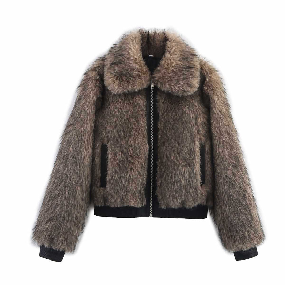 Ladies faux fur jacket with high quality inner lining and fashionable collar Lune London