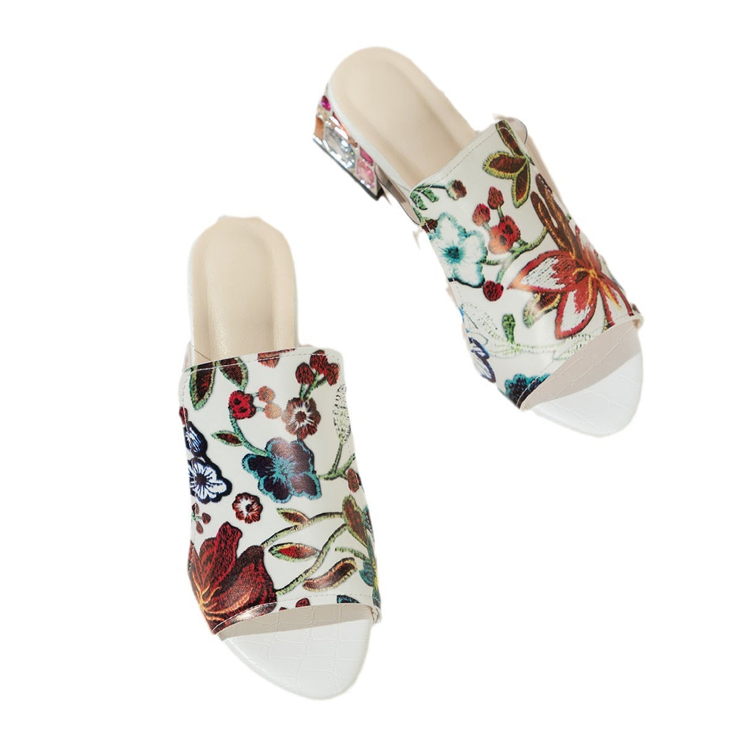 Women’s strap mules with floral design and comfortable block heel Lune London