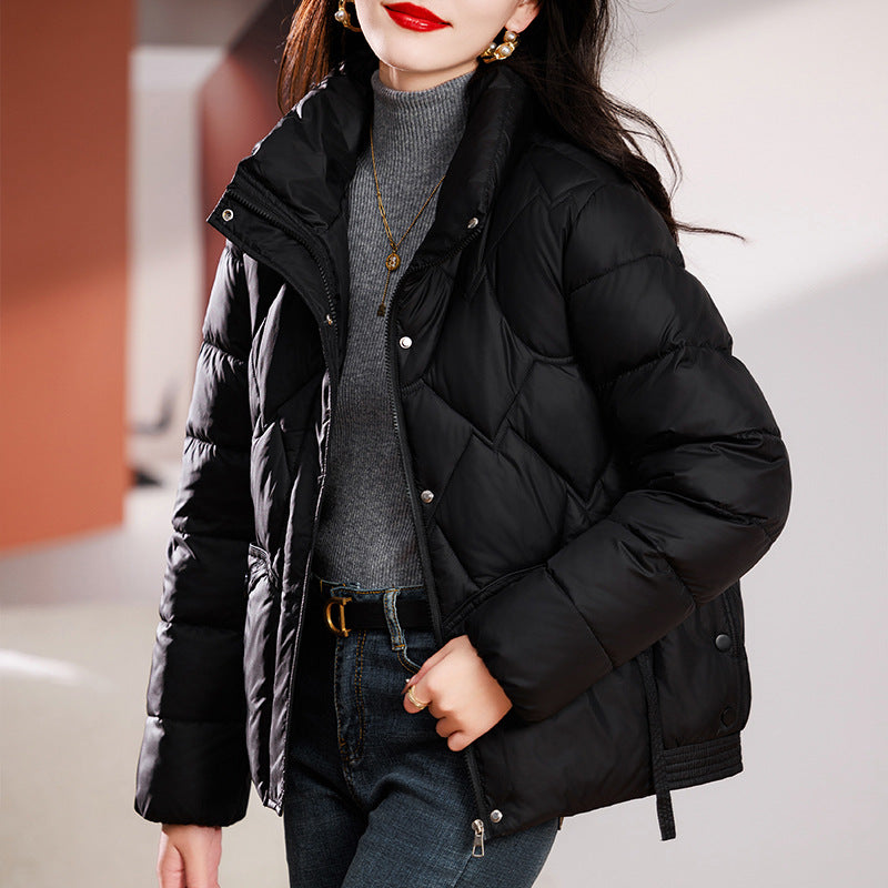 Ladies short quilted jacket with hood and practical pockets Lune London