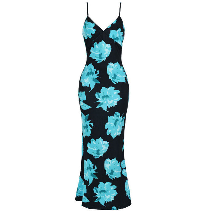 Elegant maxi dress for women with floral print and thin straps Lune London