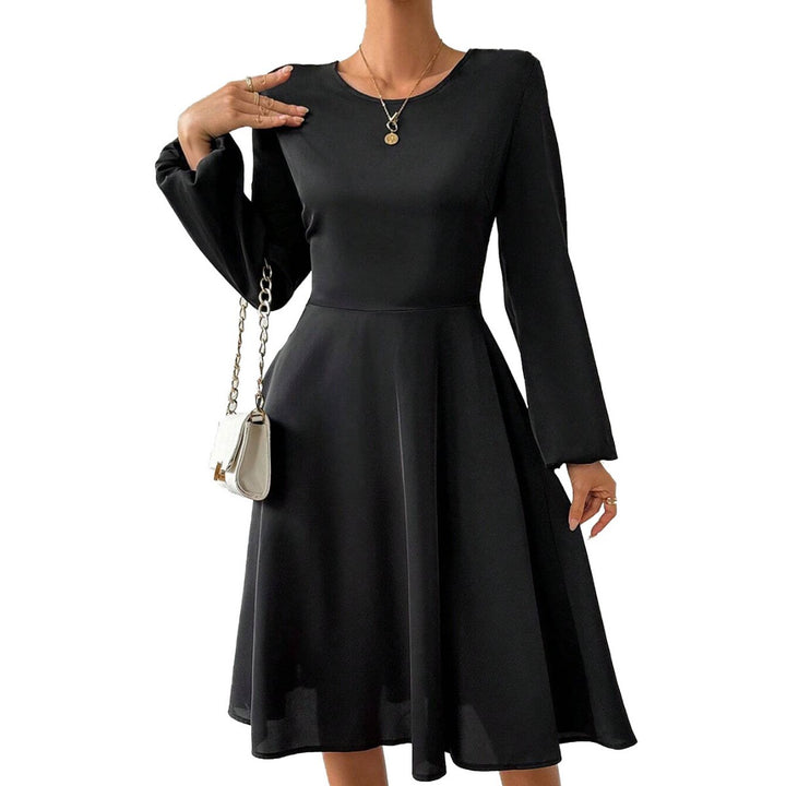 Robe dames en A avec un élégant col rond et des manches larges Chic & Stil