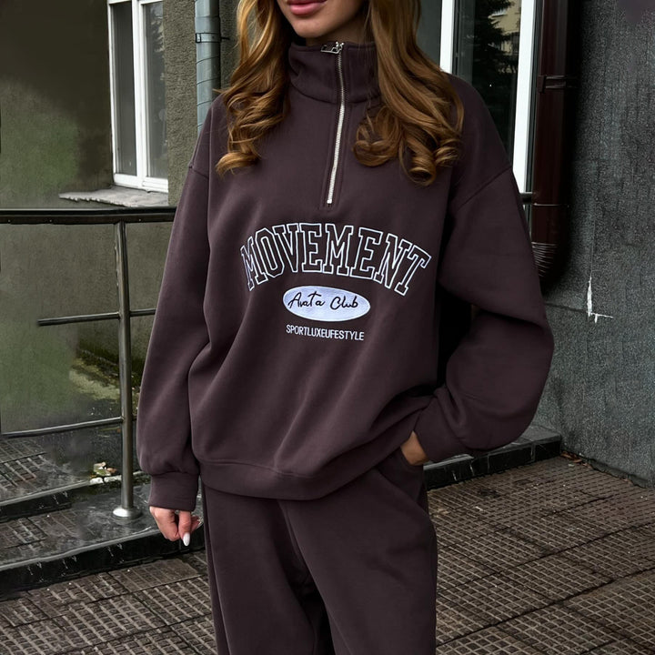 Sport leisure set for women with high collar zipper and relaxed fit Lune London
