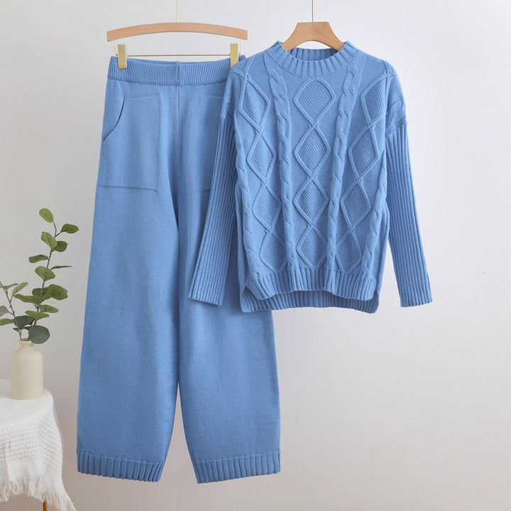 Ladies knit set with diamond-shaped structure Lune London