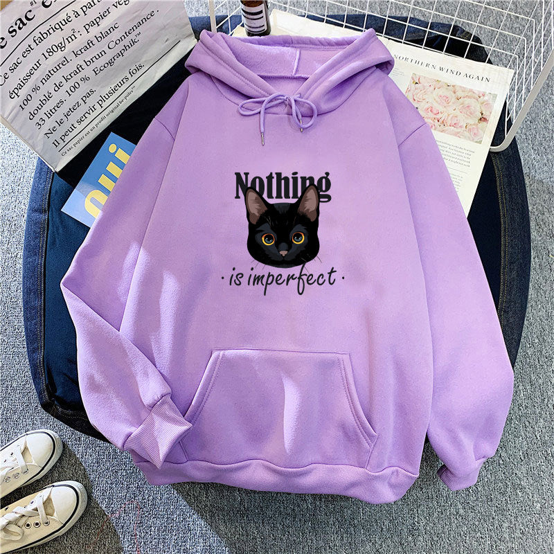Women's Cozy Hoodie with Artistic Cat Design Chic & Stil