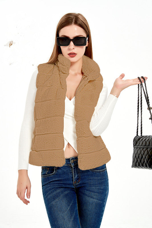 Ladies Quilted Gilet with High Collar and Practical Pockets Amarae