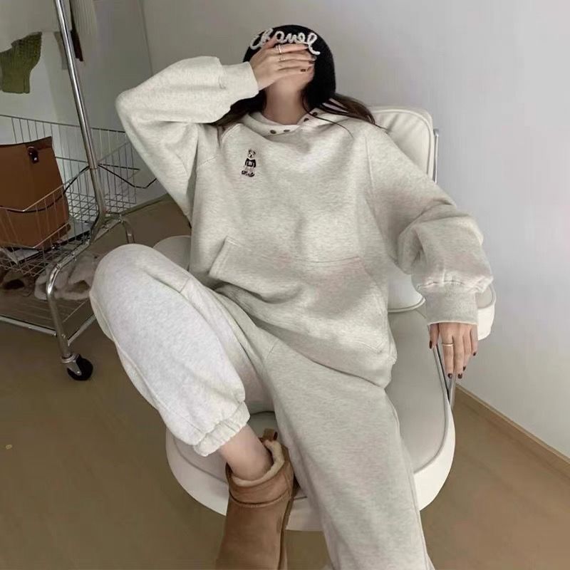 Ladies Comfortable Hoodie Set with Loose Fit and Decorative Buttons Chic & Stil
