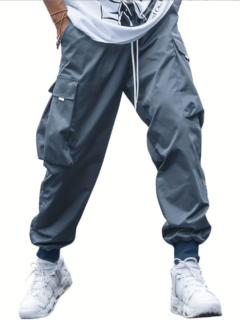 Casual utility pants for men with practical pockets and elastic waist Lune London