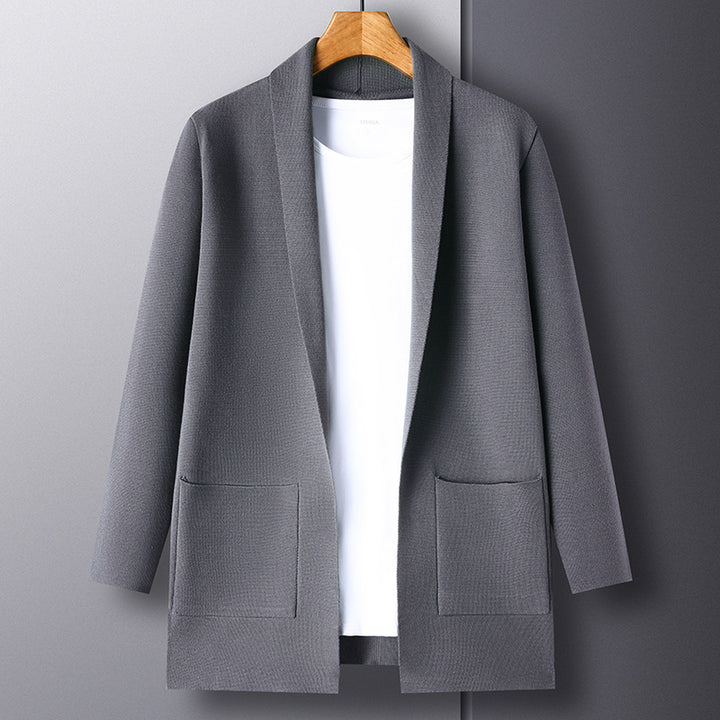 Ladies elegant cardigan with practical pocket design Lune London