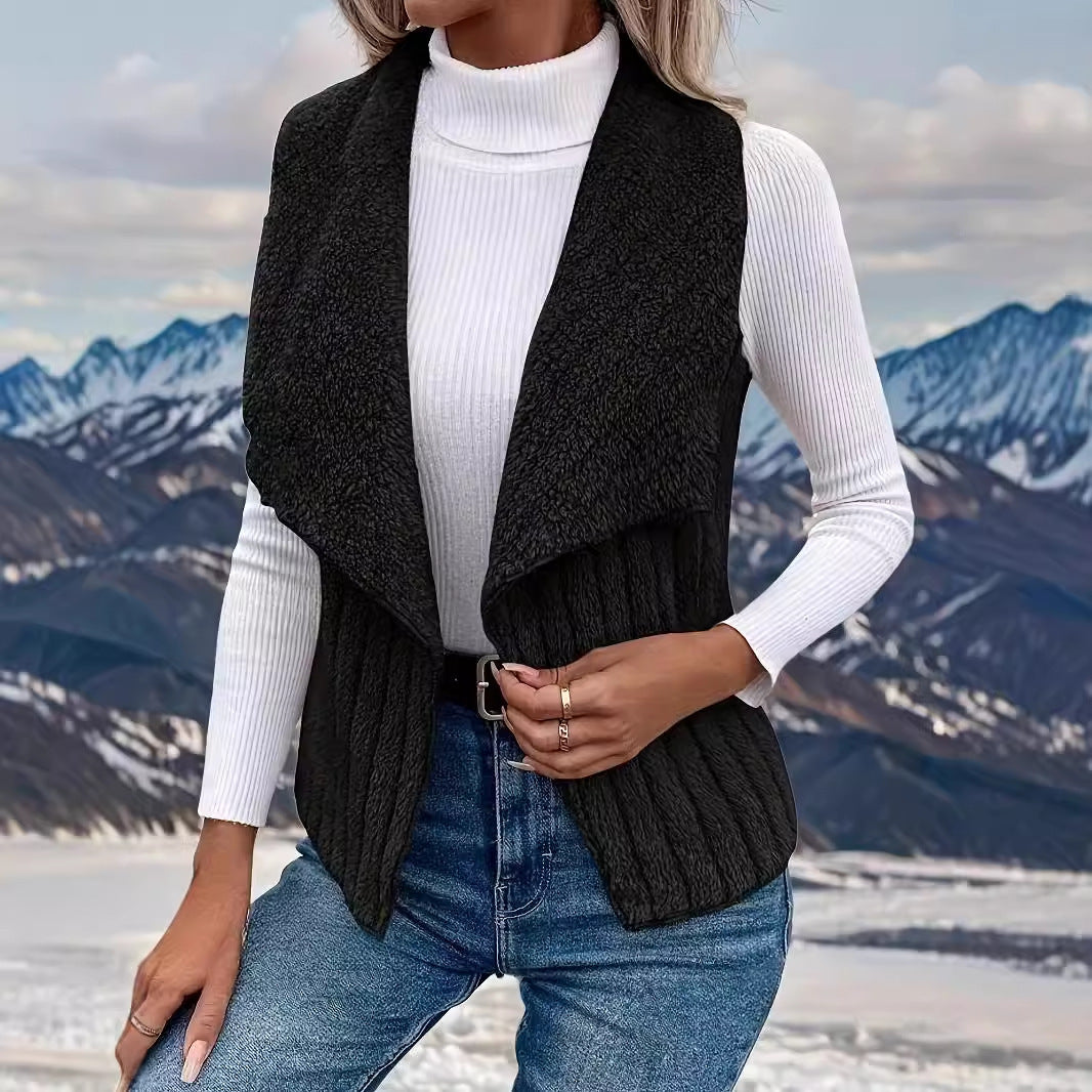 Women's vest with cozy fleece and open collar Chic and style