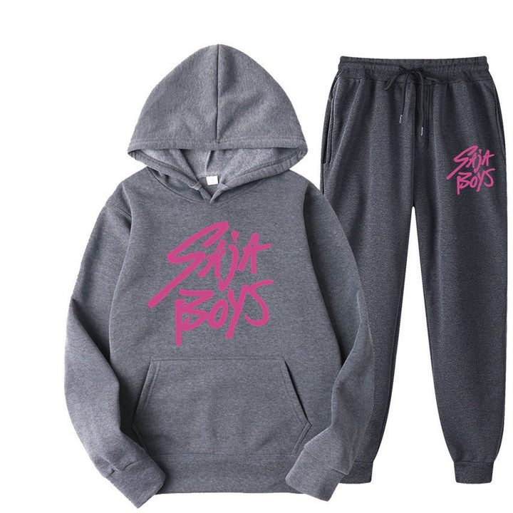 Women's hoodie and jogger set with modern graphic print Chic & Stil