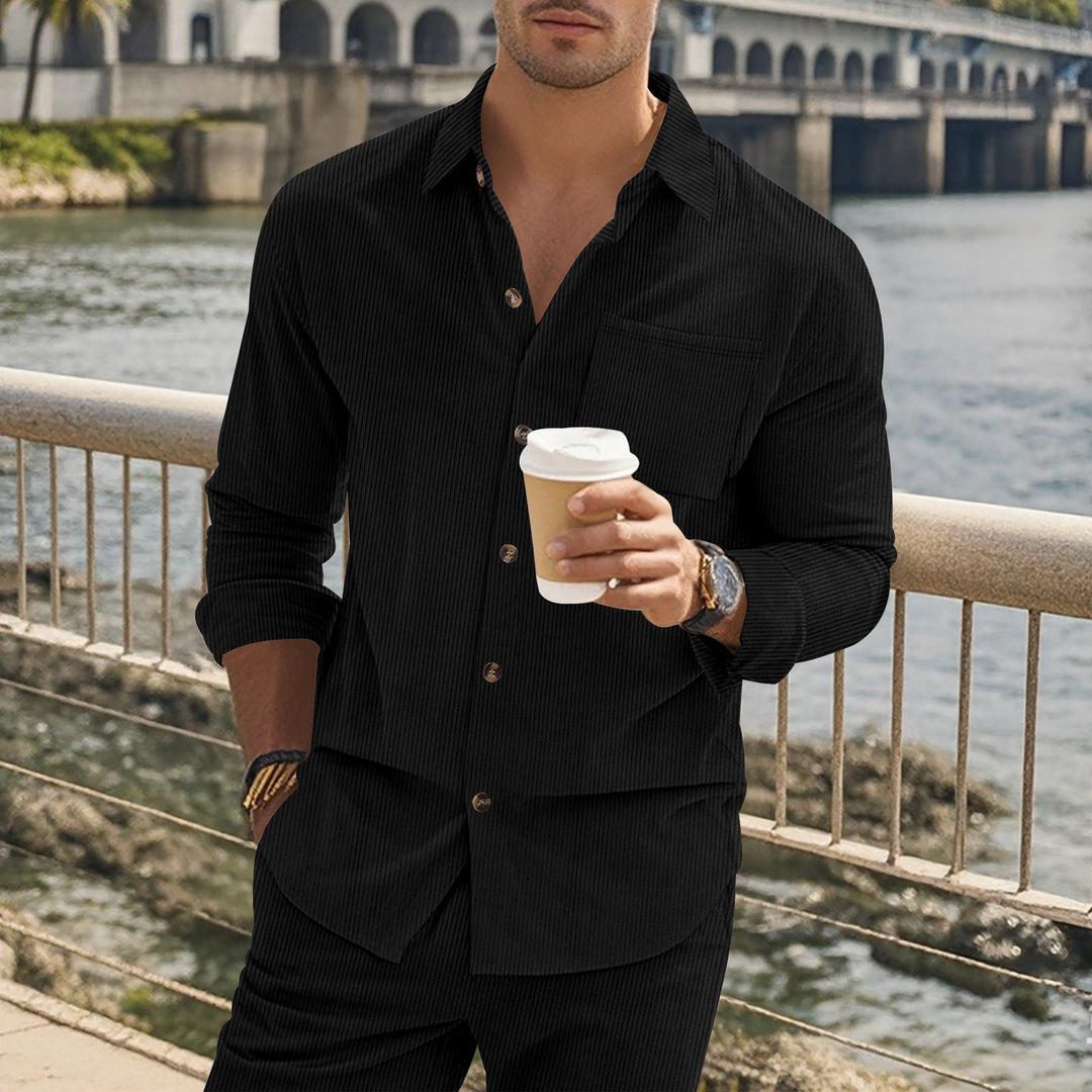 Shirt for men with a fine striped pattern and a practical chest pocket Lune London