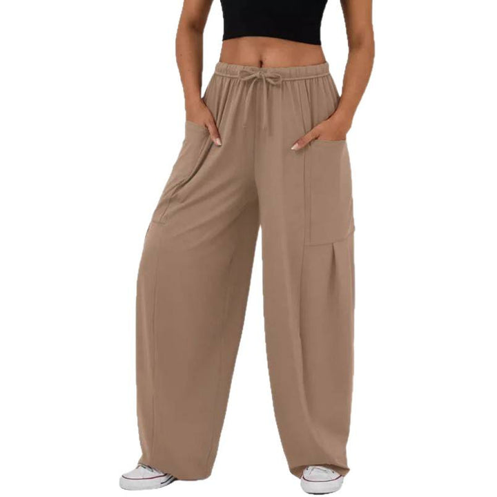 Women elegant casual wide leg pants with practical pockets Lune London