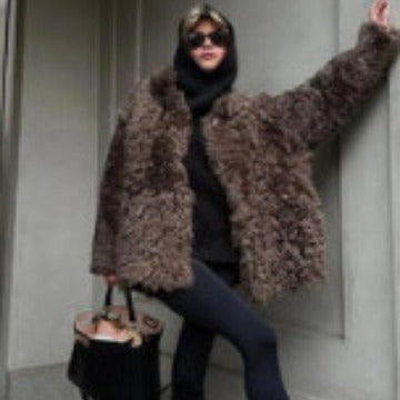Women's Oversize Faux Fur Coat in Teddy Look with High Collar Amarae