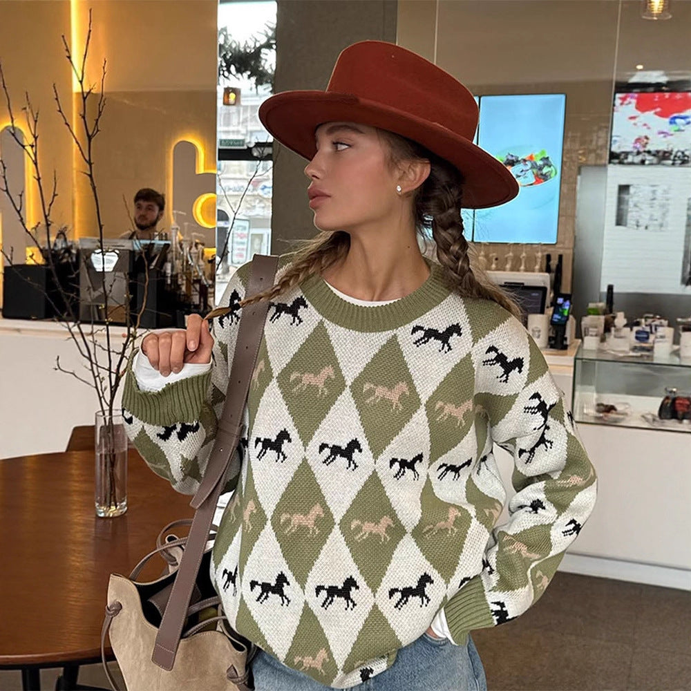 Women's Oversize Knitted Sweater with Argyle Pattern and Horse Motif Amarae