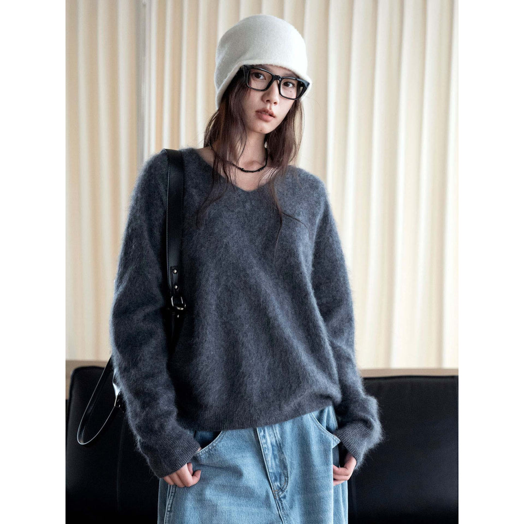 Women's Fluffy Mohair Blend Round Neck Sweater in Oversized Cut Amarae
