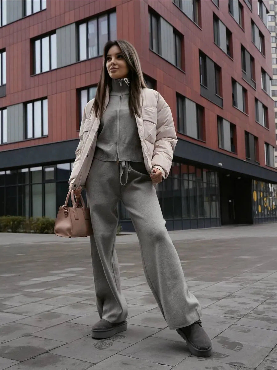 Women's sporty knit lounge set with full zip and elastic waistband Lune London