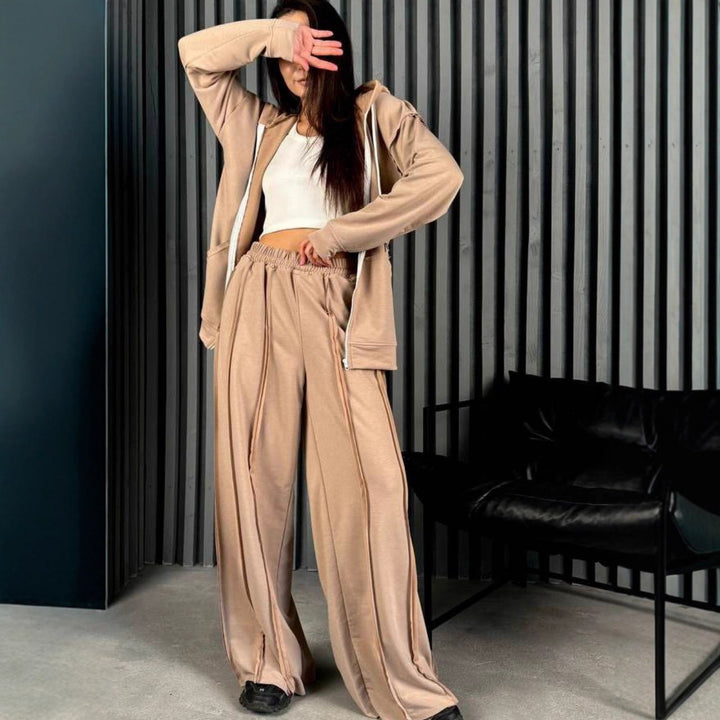 Women Comfortable and Stylish Jogging Set with Oversized Hoodie Lune London