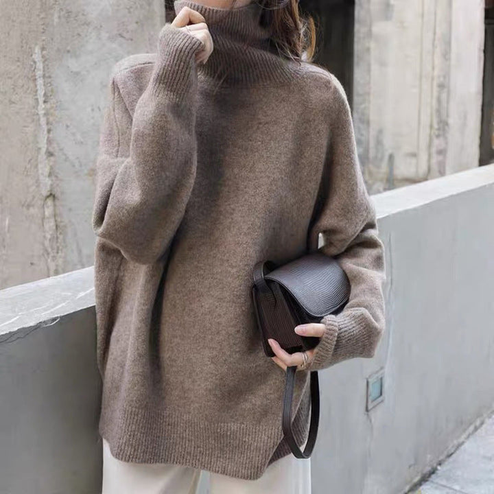 Women comfortable turtleneck sweater made of high-quality wool blend Lune London