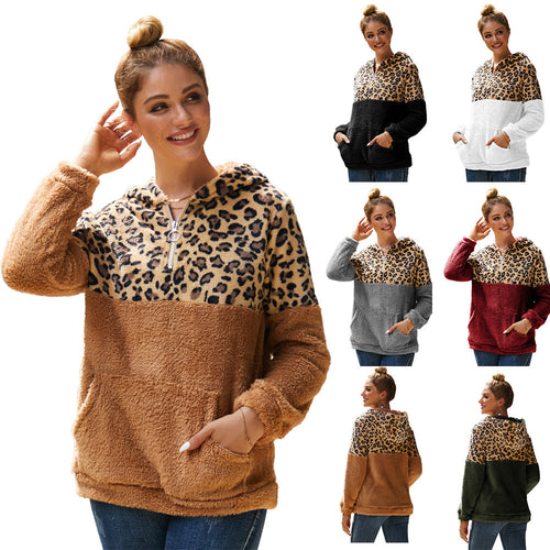 Comfortable hoodie for women with an exciting leopard pattern and kangaroo pocket Amarae