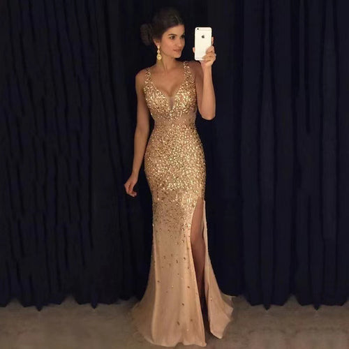 Women's Glamorous Evening Dress with Shimmering Sequins and Deep Slit Amarae