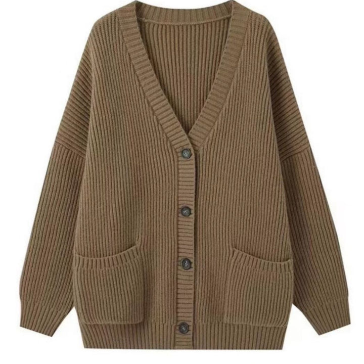 Chunky knit sweater for women with large pockets and relaxed fit Lune London