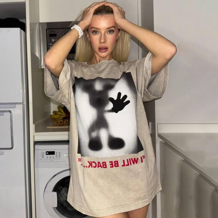 Oversized sweatshirt for women with creative graphic pattern Lune London